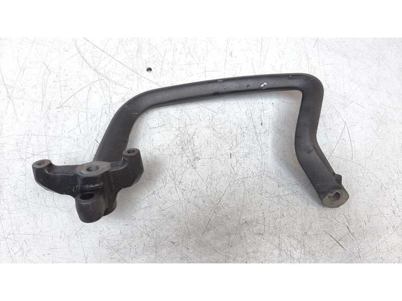 Recambio de agarradera trasera para triumph tiger 800 tiger 800 xca referencia OEM IAM T2309640  
