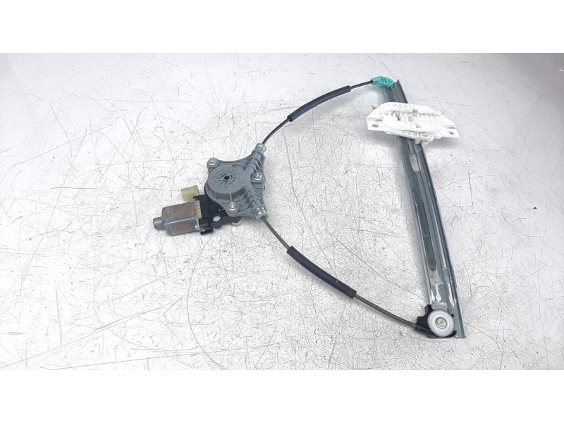 Recambio de elevalunas delantero derecho para kia stonic (ybcuv) referencia OEM IAM 82402H8100  