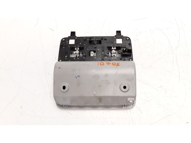 Recambio de luz interior para hyundai i20 1.2 16v cat referencia OEM IAM 92800C7XXX  