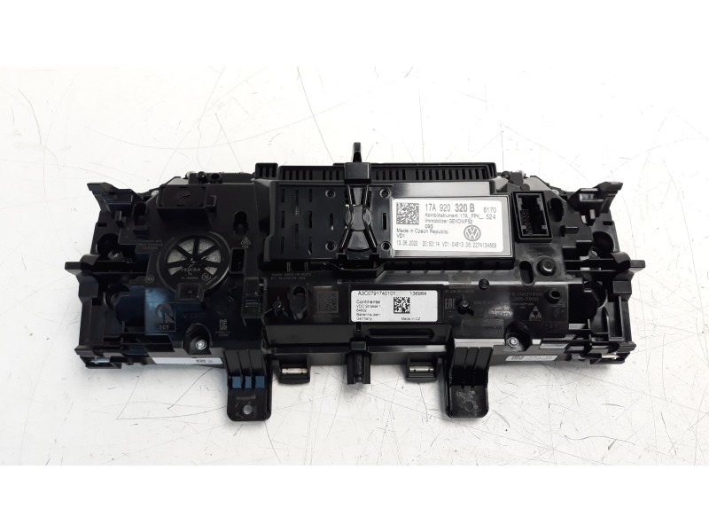Recambio de cuadro instrumentos para volkswagen t-roc 1.5 16v tsi act referencia OEM IAM 17A920320B A3C0791740101 