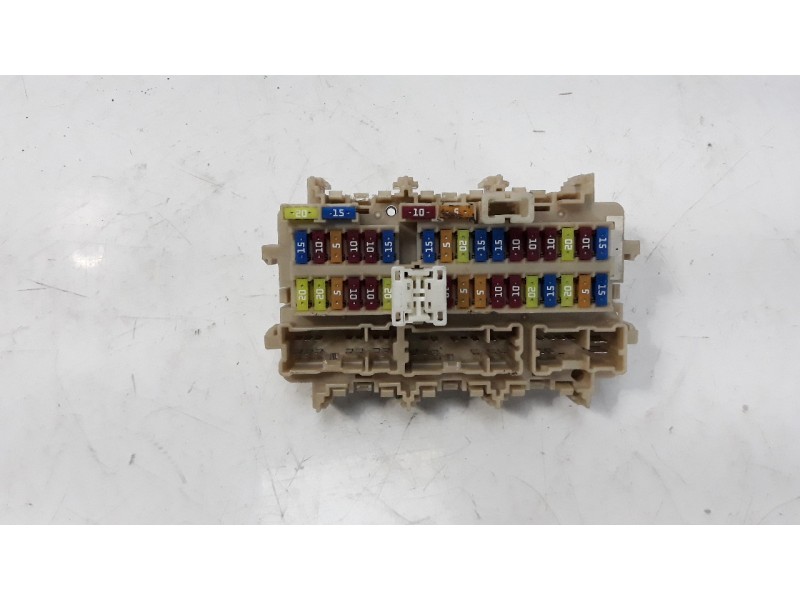 Recambio de caja reles / fusibles para nissan x-trail (t32) 1.6 dci turbodiesel cat referencia OEM IAM   