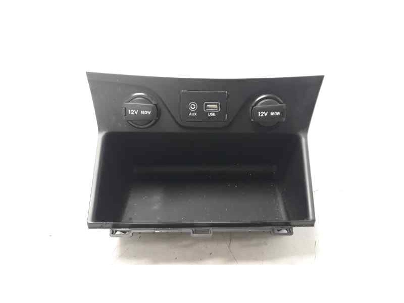 Recambio de cenicero para hyundai tucson klass bluedrive referencia OEM IAM 84630D70604  