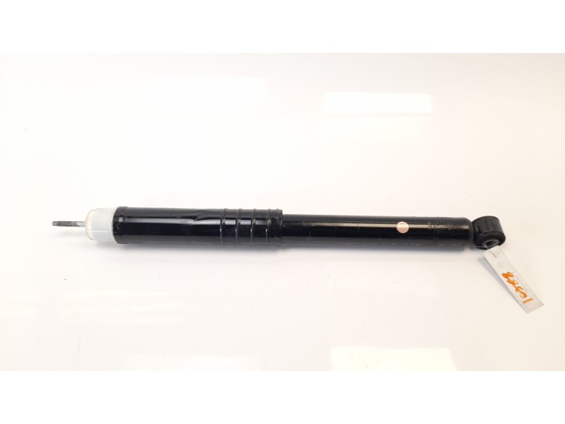Recambio de amortiguador trasero izquierdo para renault captur zen referencia OEM IAM 562107338R 216210213 