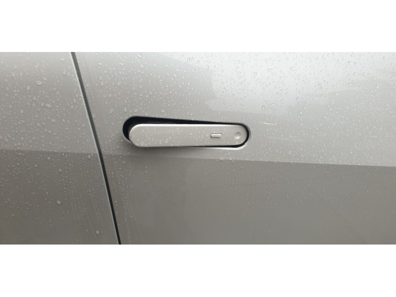 Recambio de maneta exterior delantera derecha para toyota c-hr hybrid active referencia OEM IAM 69201F4090  