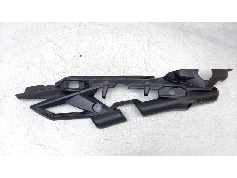 Recambio de moldura para triumph tiger 800 tiger 800 xca referencia OEM IAM T2303014  