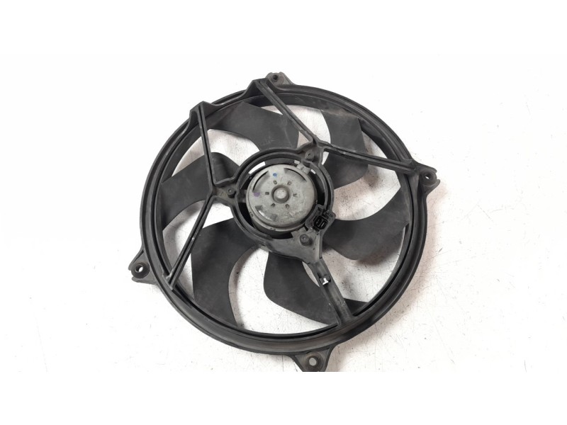 Recambio de electroventilador para peugeot 607 (s1) básico referencia OEM IAM 1250F8  