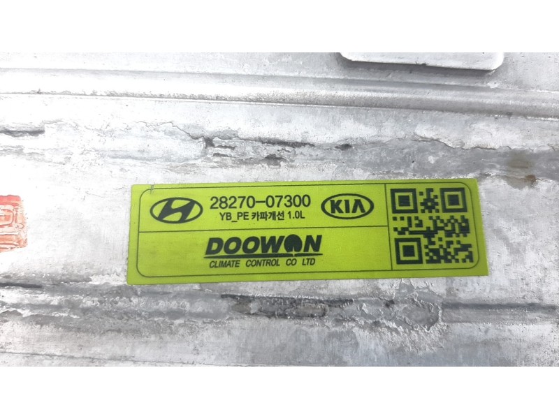 Recambio de intercooler para kia stonic (ybcuv) referencia OEM IAM 2827007300  