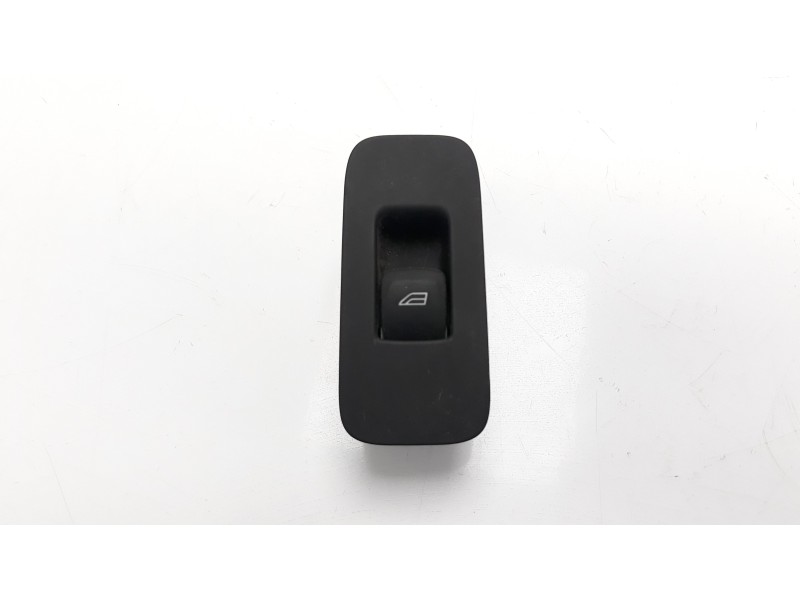 Recambio de mando elevalunas delantero derecho para volvo v40 kinetic referencia OEM IAM 31334569  