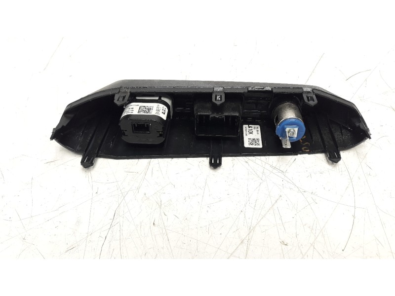 Recambio de modulo electronico para kia niro referencia OEM IAM 96125AT100  