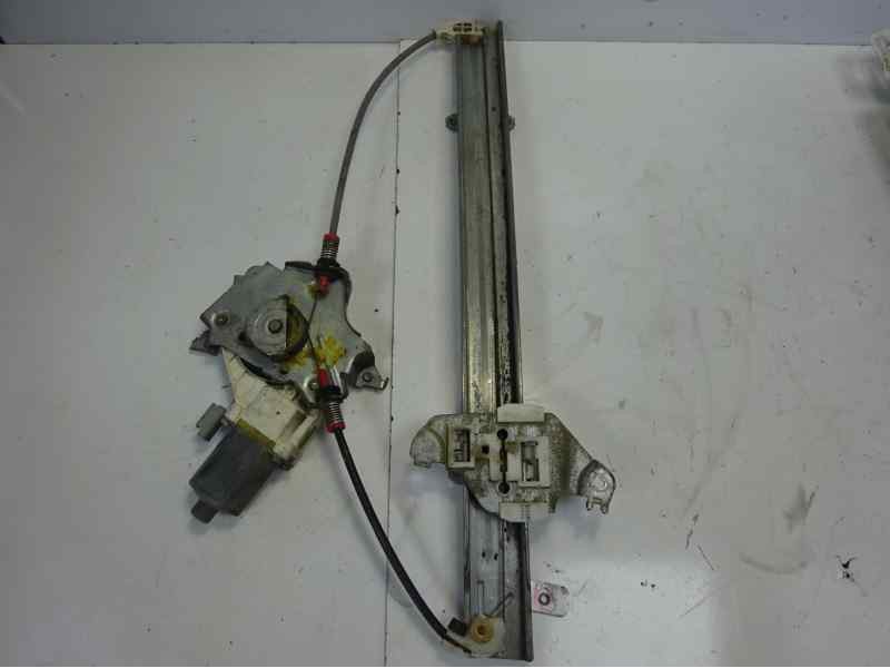 Recambio de elevalunas delantero derecho para nissan micra (k12e) acenta referencia OEM IAM 80700AX620 111464 NS46AR