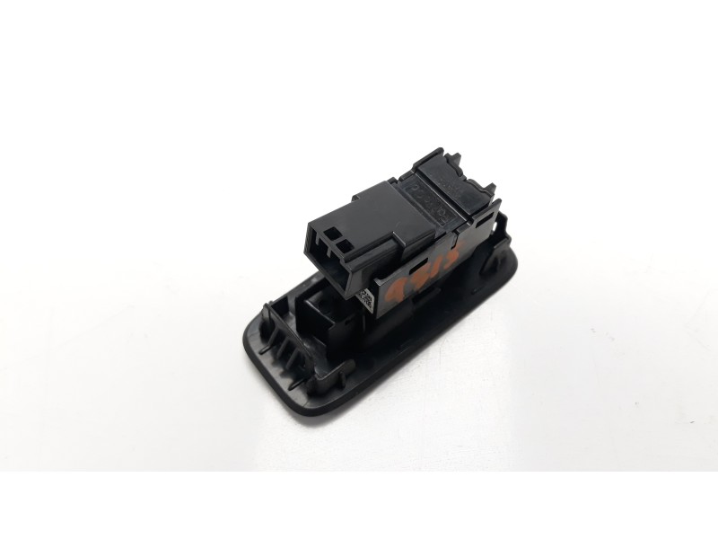 Recambio de mando elevalunas delantero derecho para volvo v40 kinetic referencia OEM IAM 31334569  