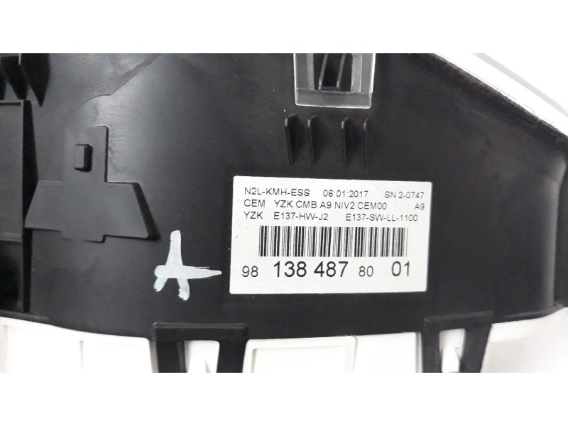 Recambio de cuadro instrumentos para peugeot 208 1.2 12v e-vti referencia OEM IAM 9813848780  