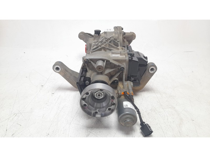 Recambio de diferencial trasero para land rover discovery sport 2.0 td4 cat referencia OEM IAM HJ324N053BA  