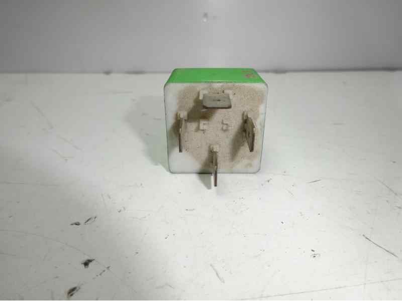 Recambio de rele para peugeot 306 break referencia OEM IAM 94001050  