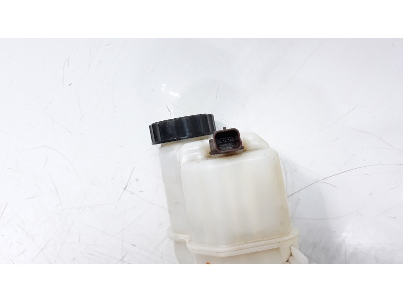 Recambio de bomba freno para peugeot 508 sw 1.6 e-hdi fap referencia OEM IAM 06469898D  