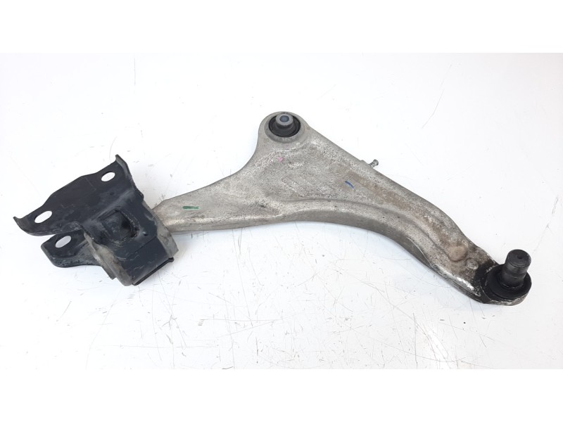 Recambio de brazo suspension inferior delantero izquierdo para land rover evoque 2.0 ed4 cat referencia OEM IAM BJ323A052  