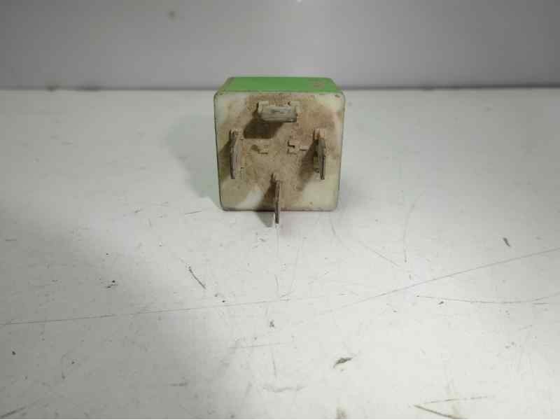 Recambio de rele para peugeot 306 break referencia OEM IAM 94001050  