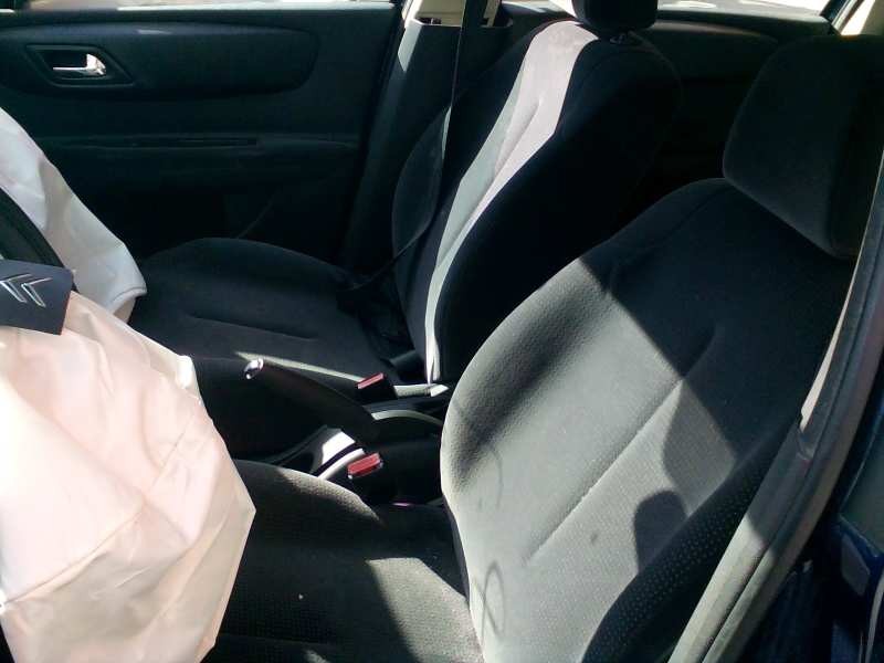 citroen c4 berlina del año 2006