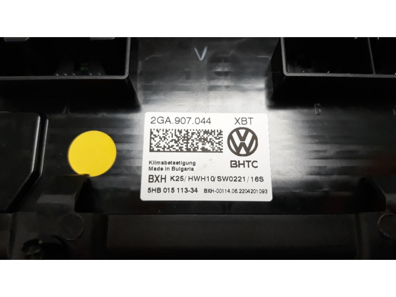 Recambio de mando climatizador para volkswagen t-roc 1.5 16v tsi act referencia OEM IAM 2GA907044  