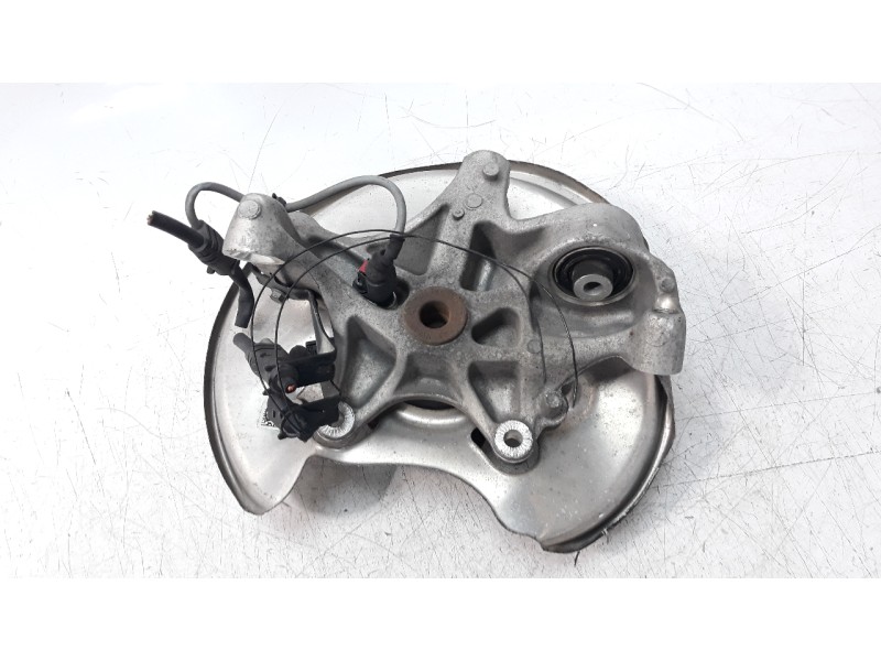 Recambio de mangueta trasera derecha para audi a4 avant (8w5) sport edition referencia OEM IAM 8W0505432P  