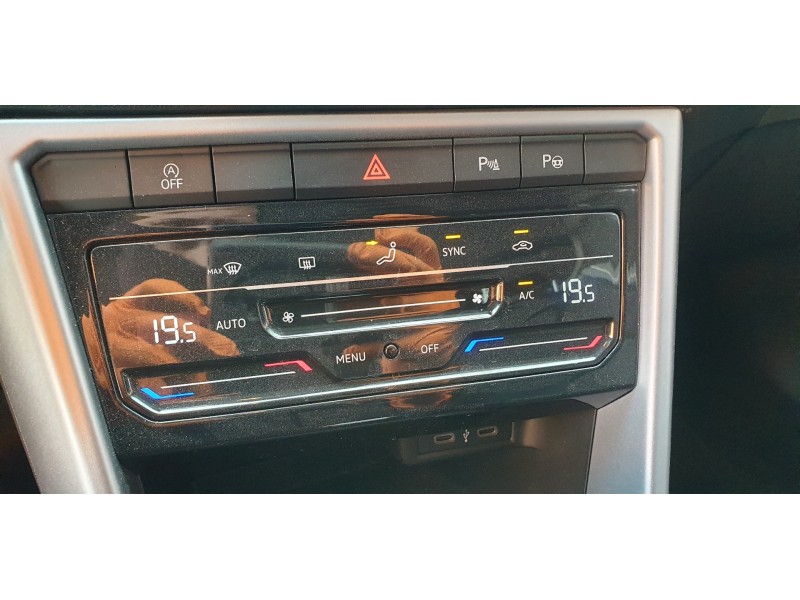 Recambio de mando climatizador para volkswagen t-roc 1.5 16v tsi act referencia OEM IAM 2GA907044  