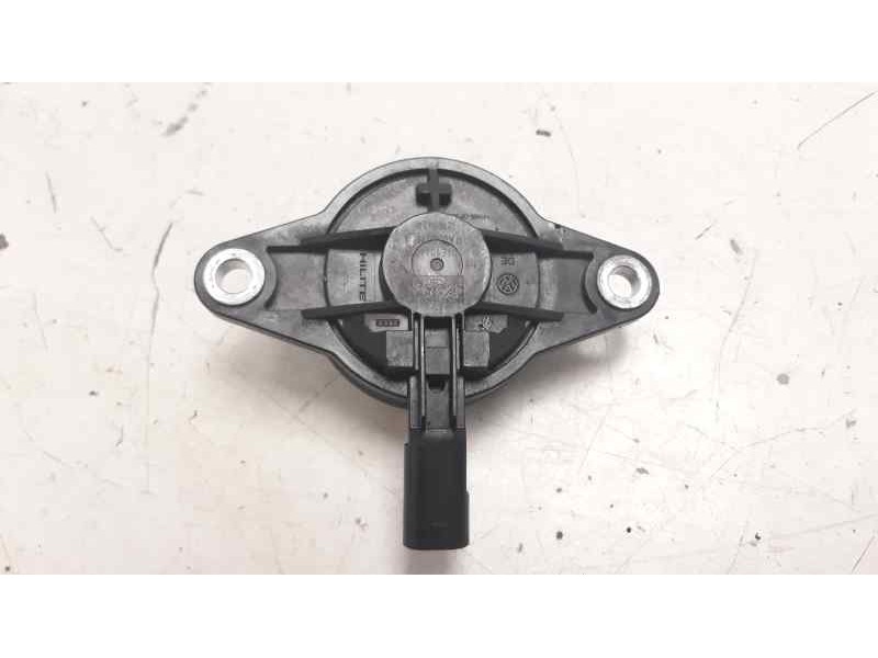 Recambio de sensor para volkswagen t-roc sport referencia OEM IAM 04E906048A  