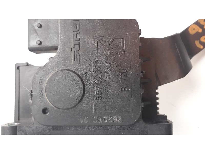 Recambio de potenciometro pedal para opel corsa d gsi referencia OEM IAM 55702020  