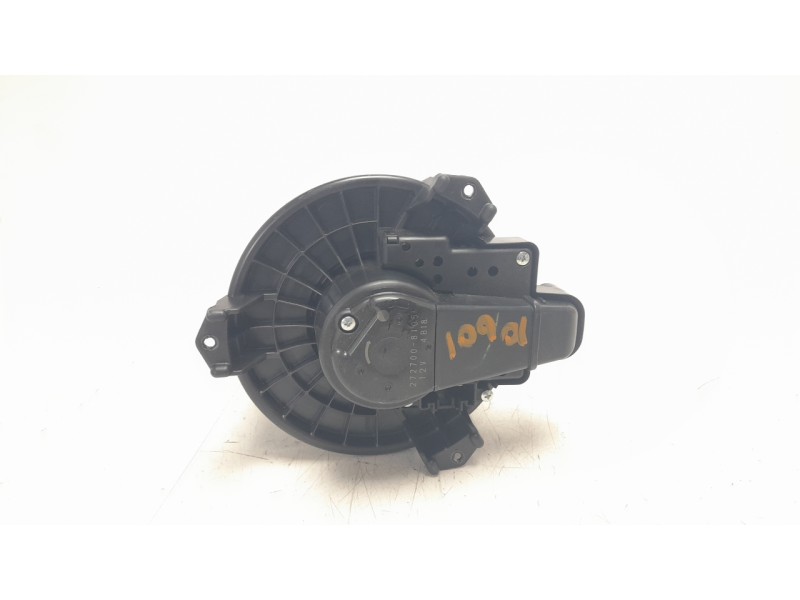 Recambio de ventilador calefaccion para toyota rav 4 referencia OEM IAM 2727008105  