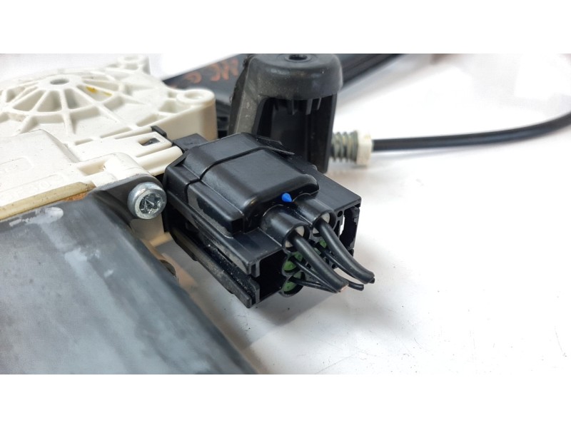 Recambio de elevalunas delantero izquierdo para land rover discovery sport 2.0 td4 cat referencia OEM IAM FK7223201AD  