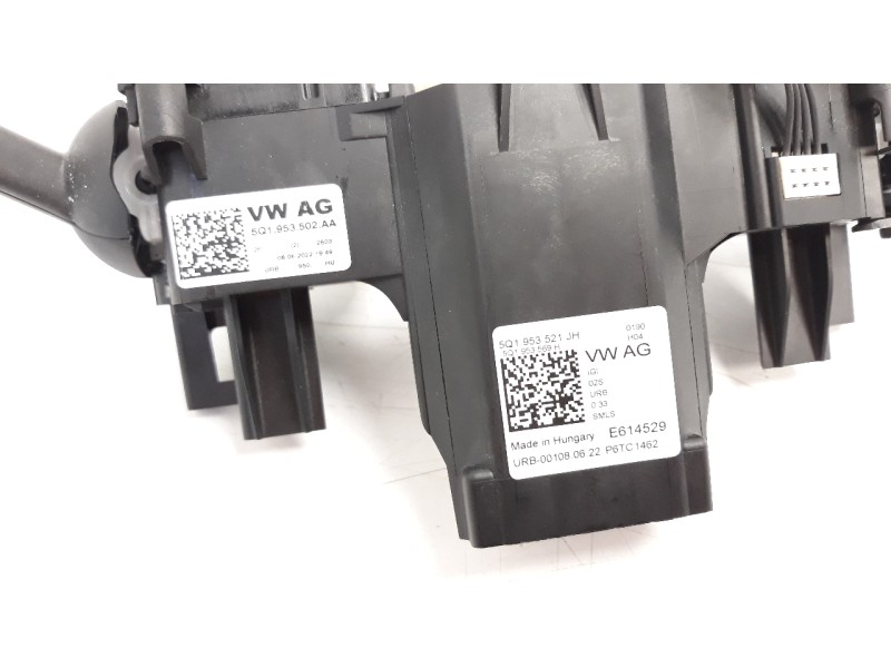 Recambio de mando multifuncion para volkswagen t-roc 1.5 16v tsi act referencia OEM IAM 5Q1953521JH  