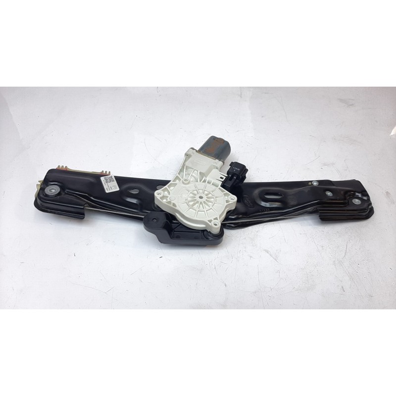 Recambio de elevalunas trasero derecho para land rover discovery sport 2.0 td4 cat referencia OEM IAM FK7227000AD  