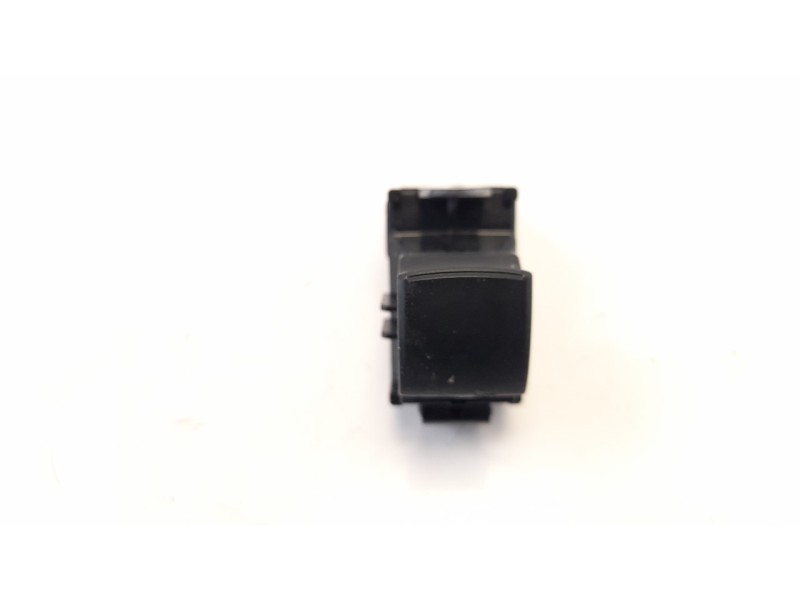 Recambio de mando elevalunas trasero derecho para mitsubishi eclipse cross motion 2wd referencia OEM IAM 8608A320  