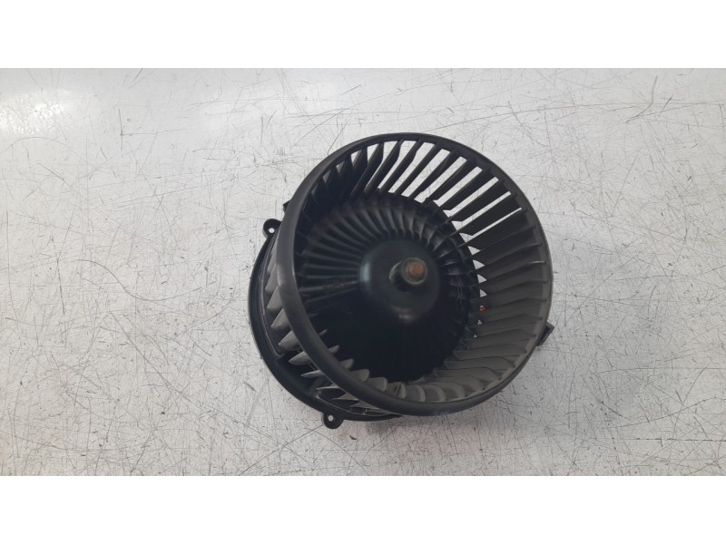 Recambio de ventilador calefaccion para mini mini 5-trg. (f55) 1.5 12v referencia OEM IAM 64119297751  