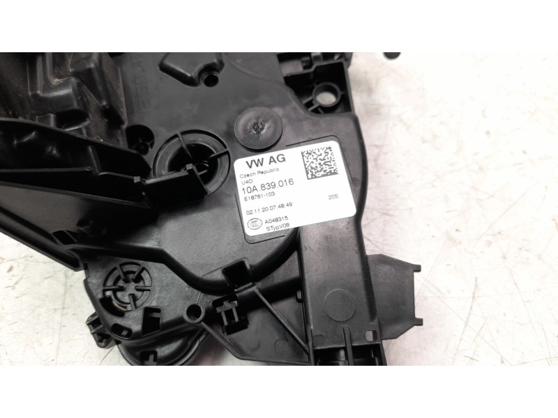 Recambio de cerradura puerta trasera derecha para volkswagen t-cross 1.0 tsi referencia OEM IAM 10A839016  