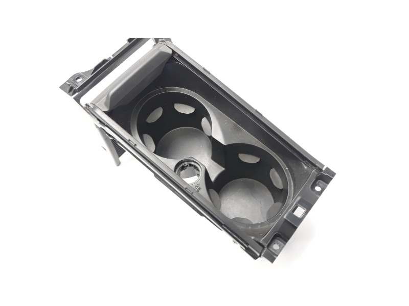 Recambio de moldura para volvo v40 kinetic referencia OEM IAM 08632777  