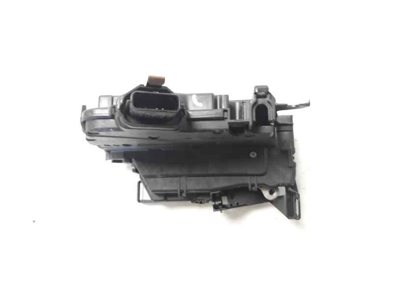 Recambio de cerradura puerta trasera derecha para renault captur zen referencia OEM IAM 805027072R  