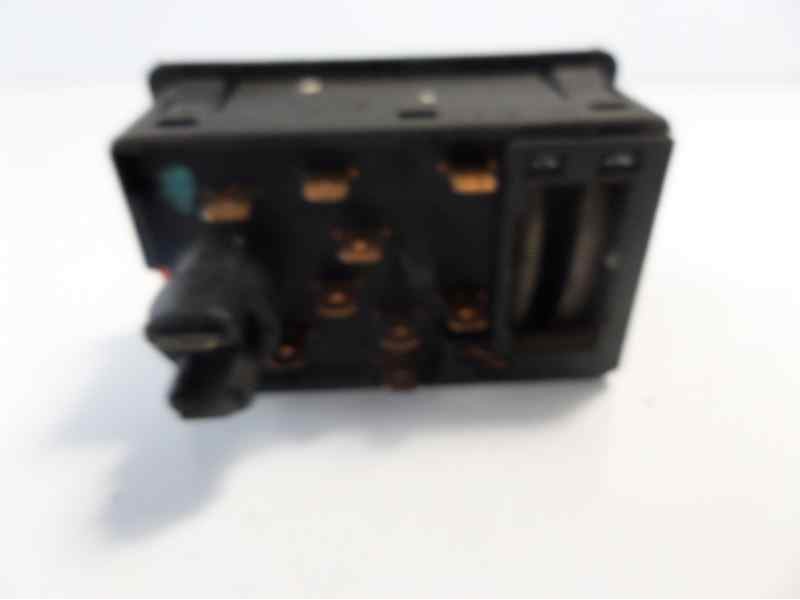 Recambio de mando luces para bmw serie 5 (e28) referencia OEM IAM 1375515  