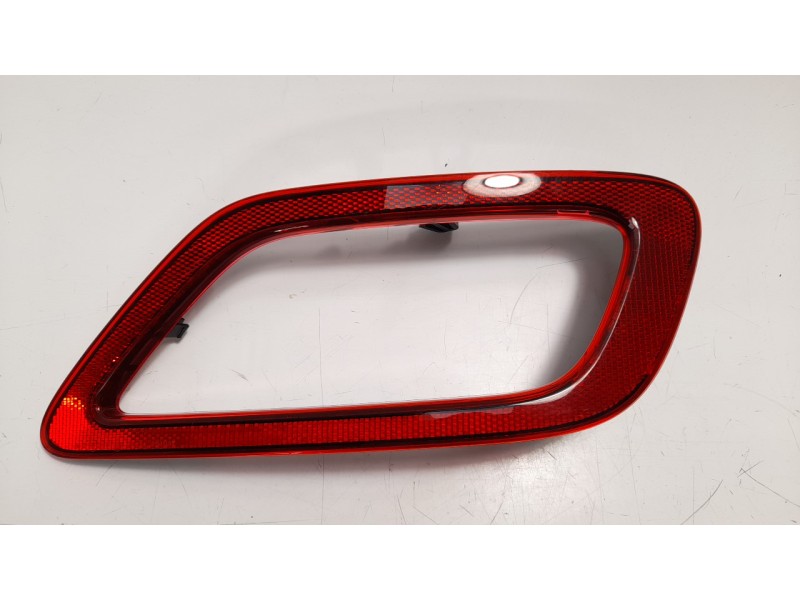 Recambio de piloto trasero izquierdo paragolpes para volkswagen t-roc 1.5 16v tsi act referencia OEM IAM 2GA945105C  