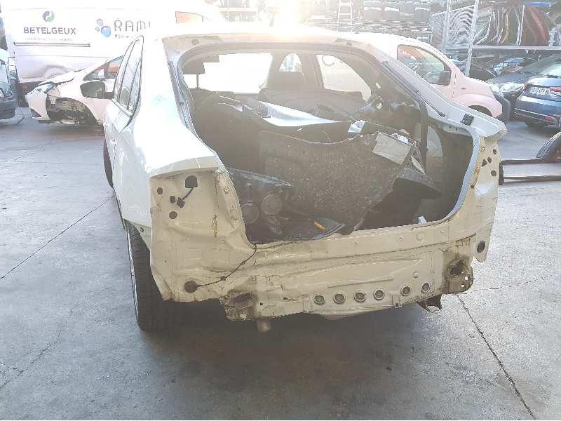 seat toledo (kg3) del año 2015