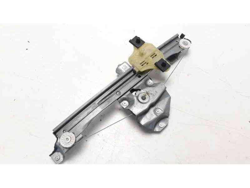 Recambio de elevalunas trasero derecho para renault captur zen referencia OEM IAM 827009380R 106199718 