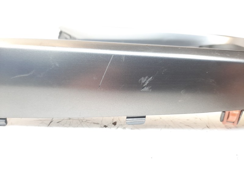 Recambio de moldura para suzuki vitara 1.4 16v boosterjet cat referencia OEM IAM 7581154P3  