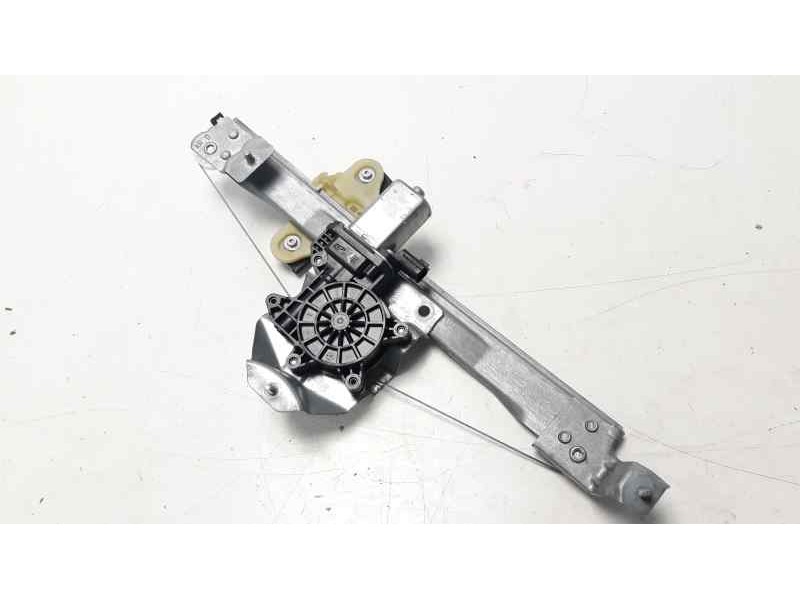 Recambio de elevalunas trasero derecho para renault captur zen referencia OEM IAM 827009380R 106199718 