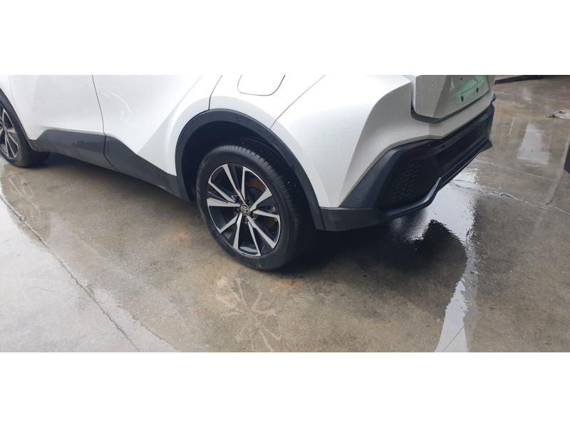 Recambio de puente trasero para toyota c-hr hybrid active referencia OEM IAM 51206F4120  