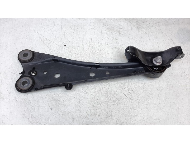 Recambio de brazo suspension inferior trasero izquierdo para toyota rav 4 referencia OEM IAM 4878048110  
