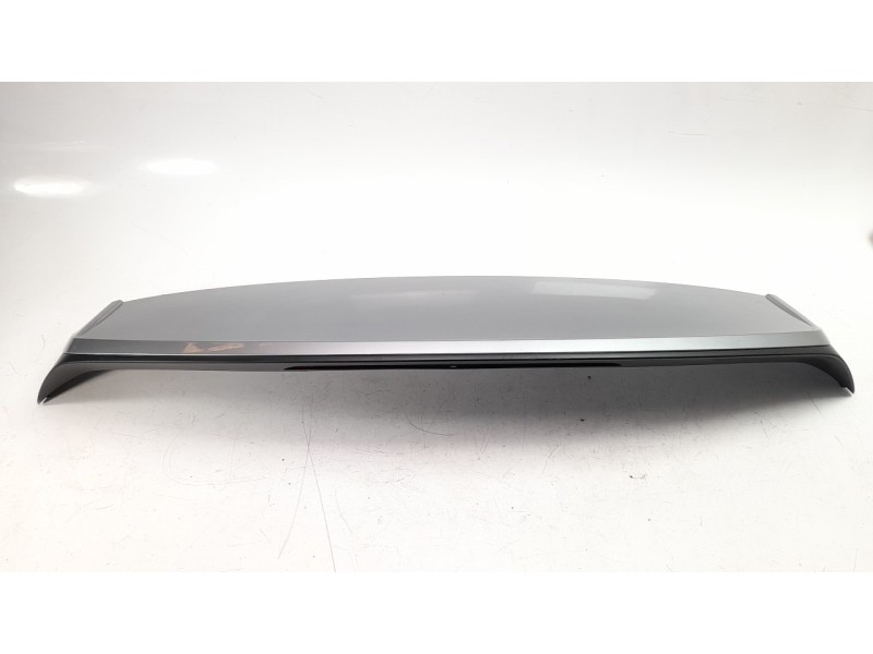 Recambio de aleron trasero para volkswagen t-roc 1.5 16v tsi act referencia OEM IAM 2GA827933G  