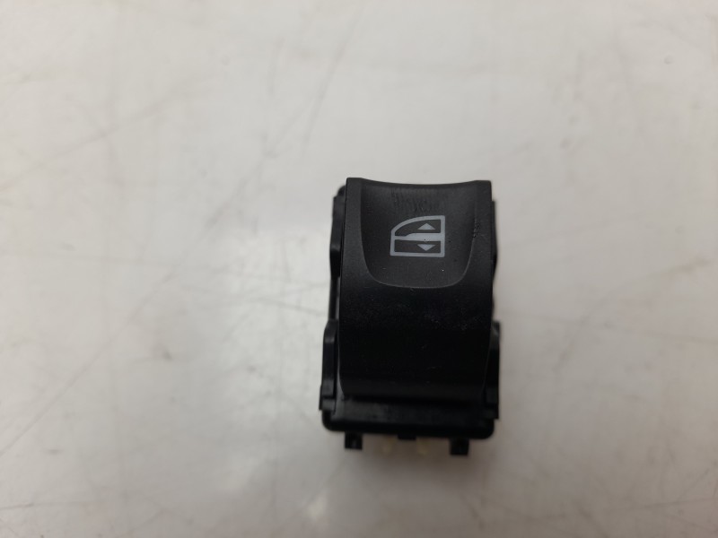 Recambio de mando elevalunas delantero derecho para renault captur zen referencia OEM IAM 254218614R IAF930017HQ EWSRE069