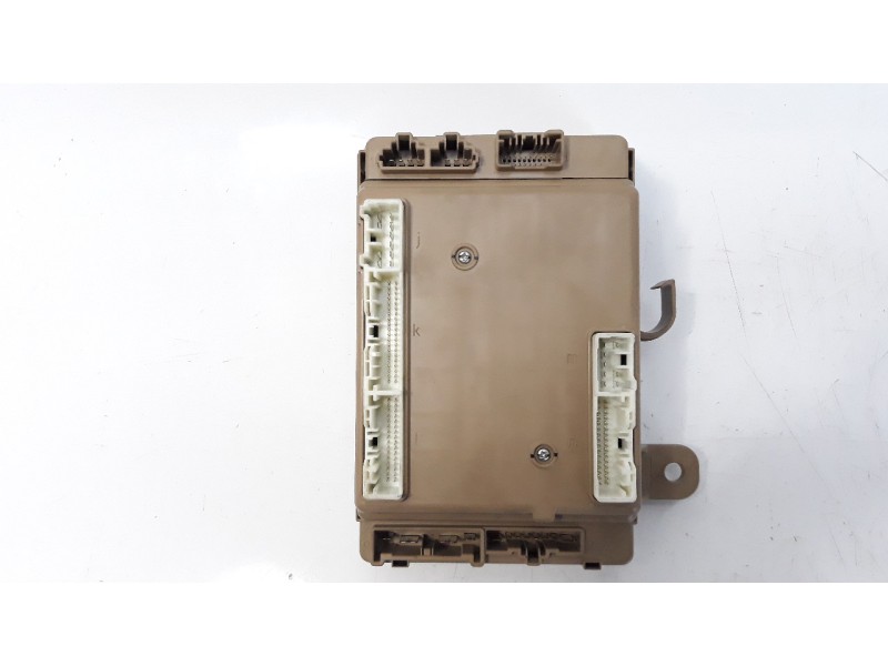 Recambio de caja reles / fusibles para subaru outback (b15) 2.5 cat referencia OEM IAM 82201AL450  
