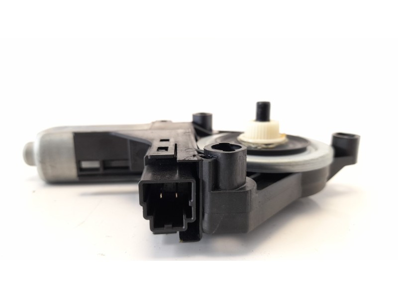 Recambio de motor elevalunas delantero derecho para volvo v40 kinetic referencia OEM IAM 966269103  