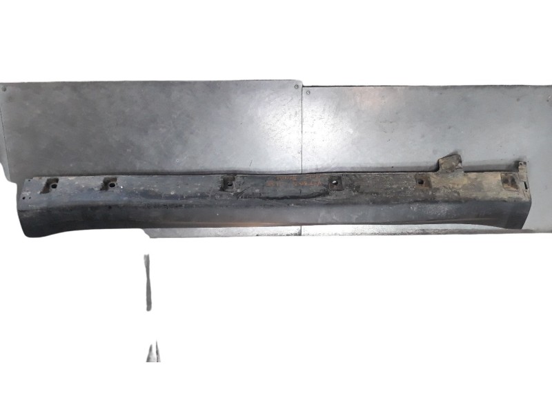 Recambio de estribos laterales para suzuki vitara 1.4 16v boosterjet cat referencia OEM IAM 7723154P0  