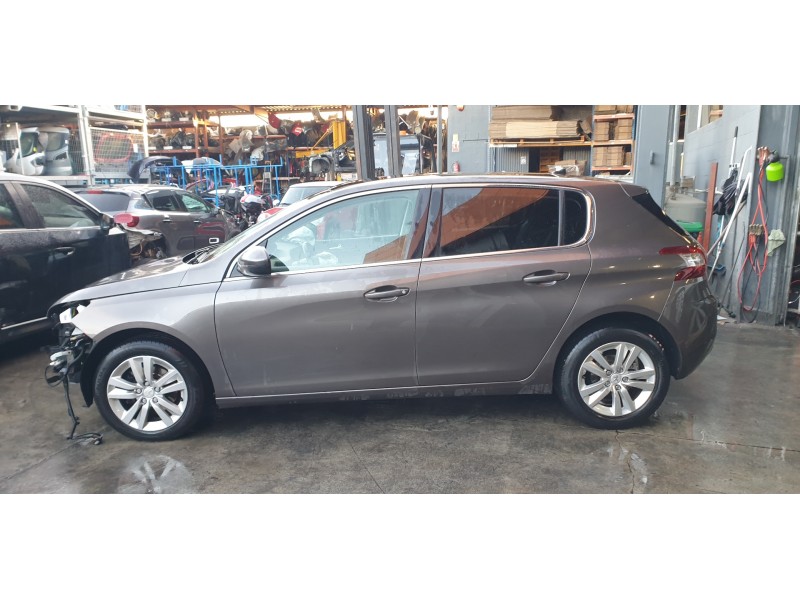 peugeot 308 del año 2015